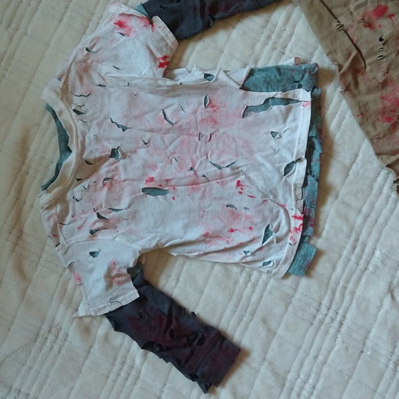 SIZE 4-5: Zombie Halloween Costume - Picture 6 of 9
